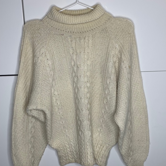 Esprit Sweaters - Vintage Esprit Sweater White Cream Cable knit Medium Cottagecore